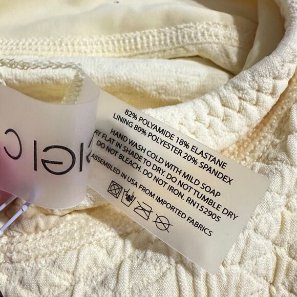 GIGI C Activewear Revolve Keelan Romper Women's Medium Butter Yellow Sleeveless - Picture 6 of 12